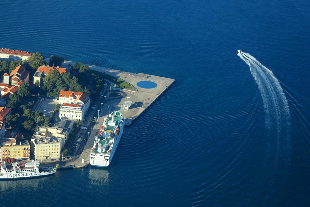 City Square Hotel Zadar Exterior photo